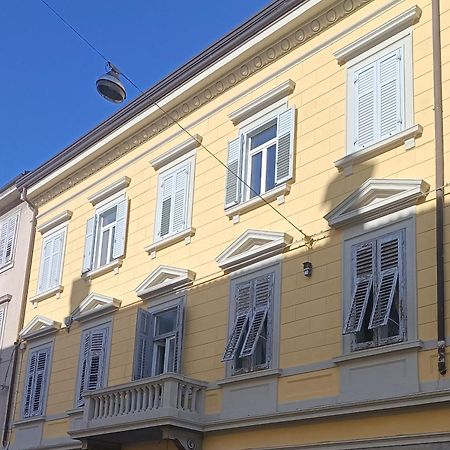 Loving My Rooms 1 - Deliziosa Mansarda In Centro Gorizia Exterior foto